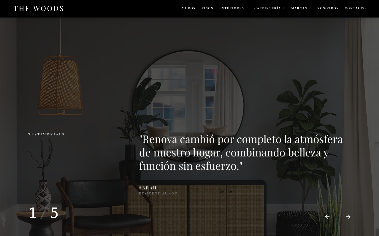 Sección de testimonios con foto editorial de un interior de The Woods